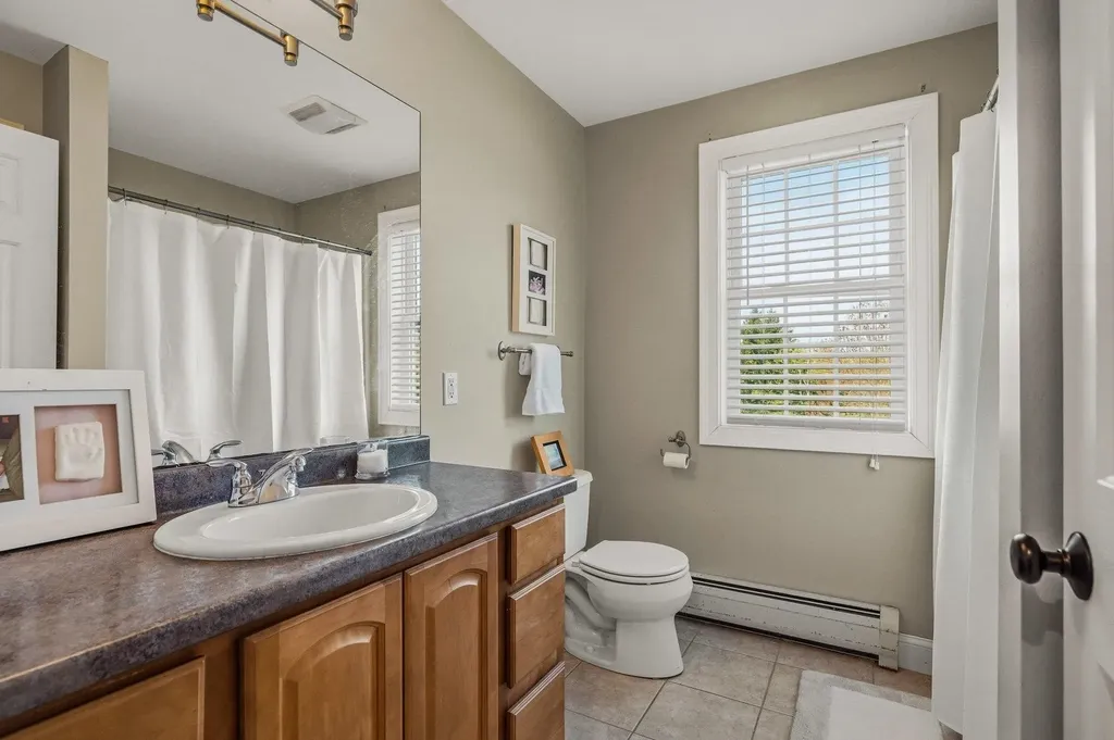 8 Mason Drive Stratham NH 03885