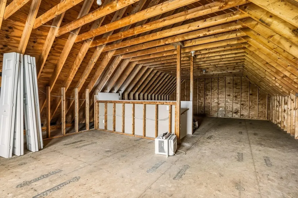 8 Mason Drive Stratham NH 03885