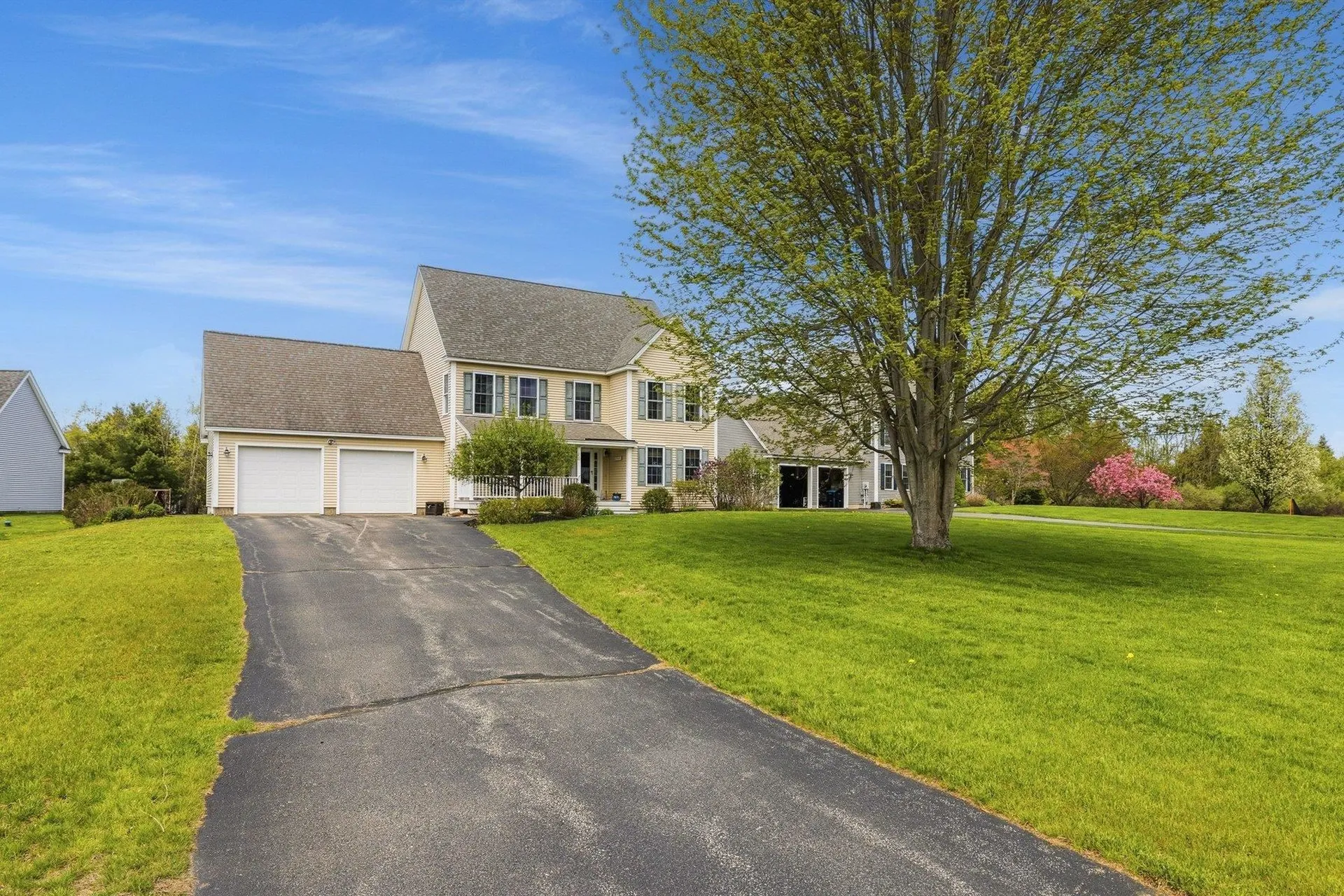8 Mason Drive Stratham NH 03885