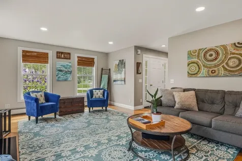 8 Mason Drive Stratham NH 03885