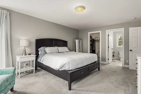 8 Mason Drive Stratham NH 03885