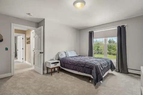 8 Mason Drive Stratham NH 03885