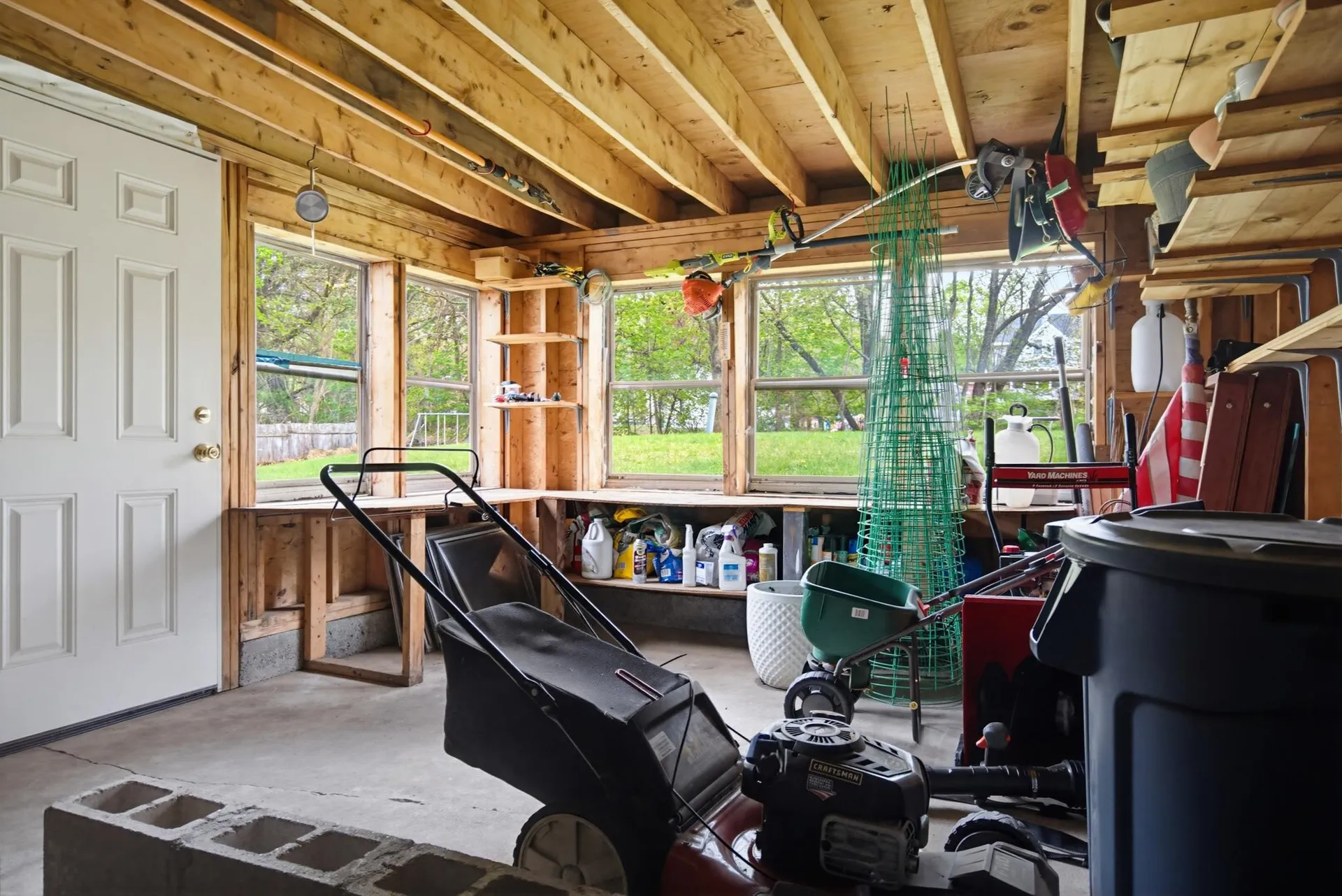 9 Springview Terrace Plaistow NH 03865