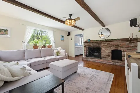 9 Springview Terrace Plaistow NH 03865