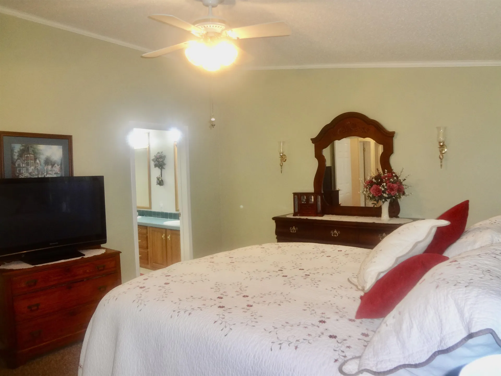 302 Darby Drive Laconia NH 03249
