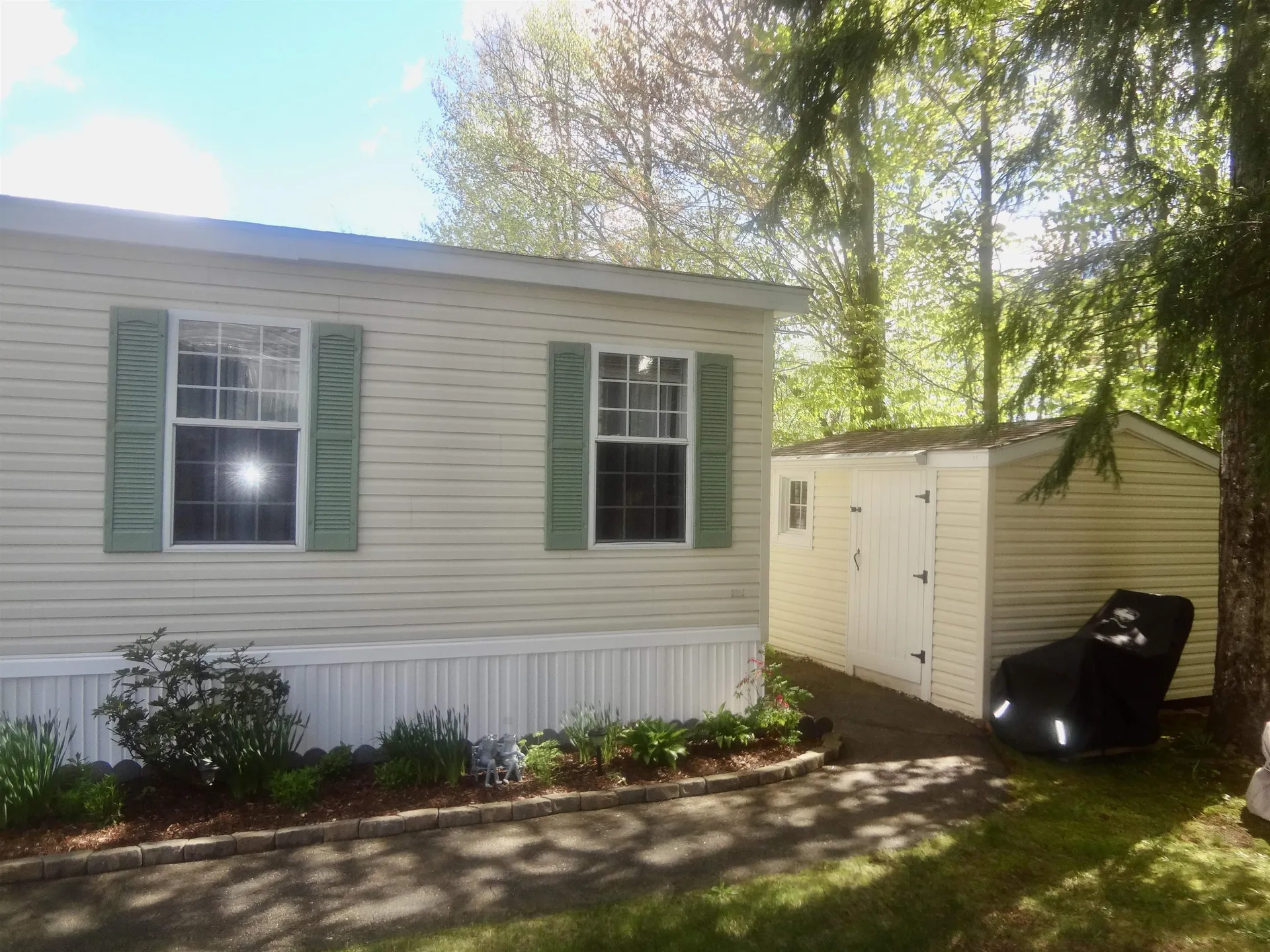 302 Darby Drive Laconia NH 03249