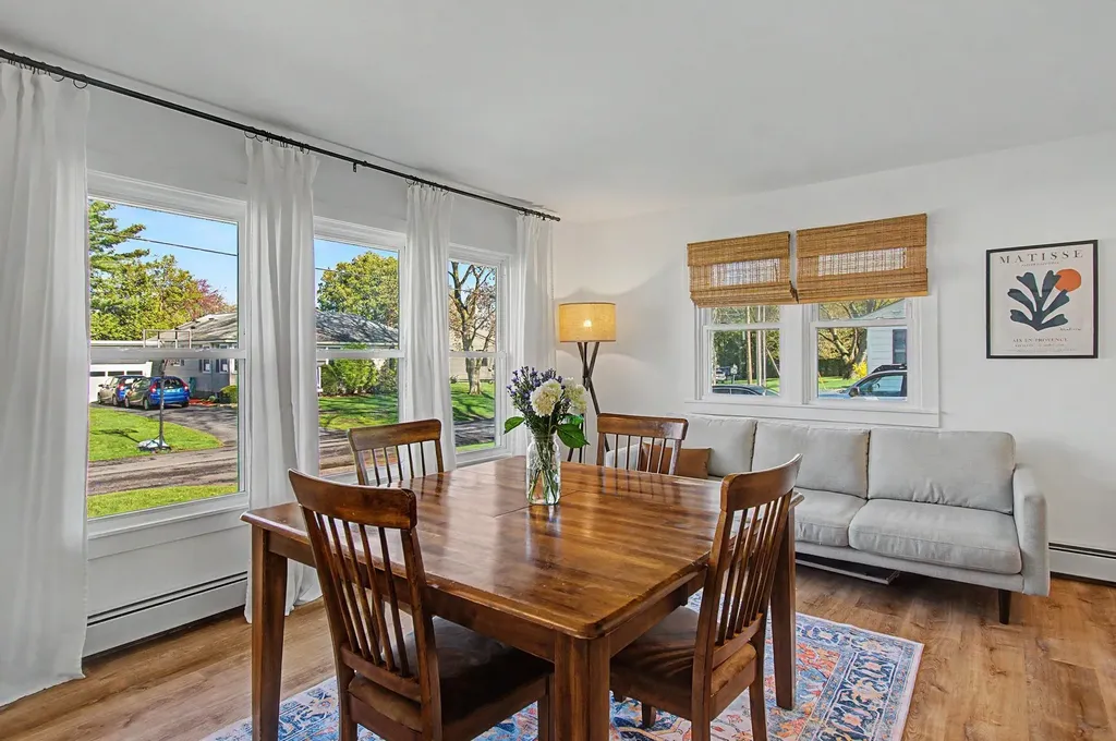 22 Davis Parkway South Burlington VT 05403