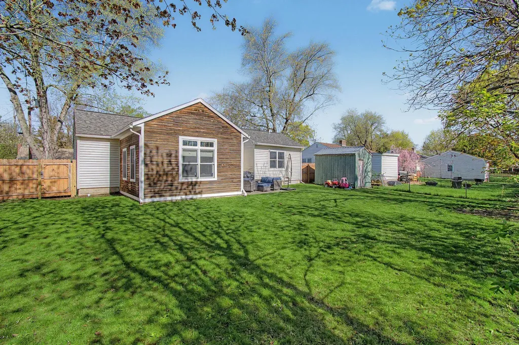 22 Davis Parkway South Burlington VT 05403