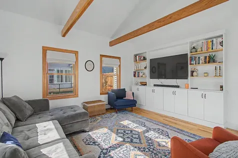 22 Davis Parkway South Burlington VT 05403