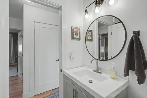 22 Davis Parkway South Burlington VT 05403