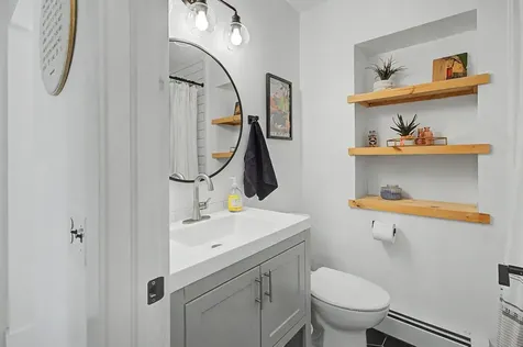 22 Davis Parkway South Burlington VT 05403