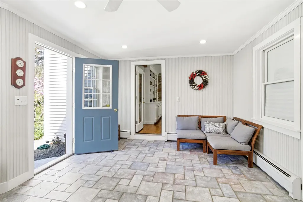 3 Indian Trail Exeter NH 03833
