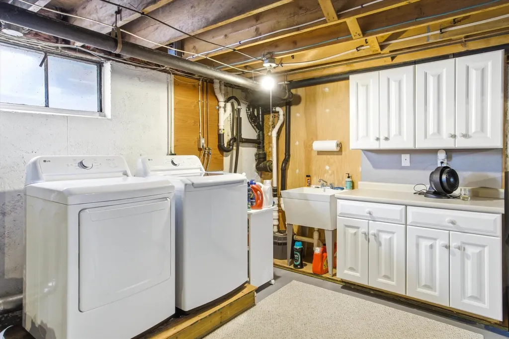 3 Indian Trail Exeter NH 03833