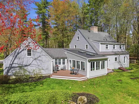 3 Indian Trail Exeter NH 03833