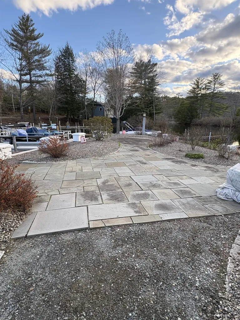 283 River Street Ashland NH 03217
