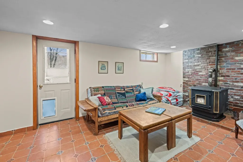 77 Butternut Drive Keene NH 03431