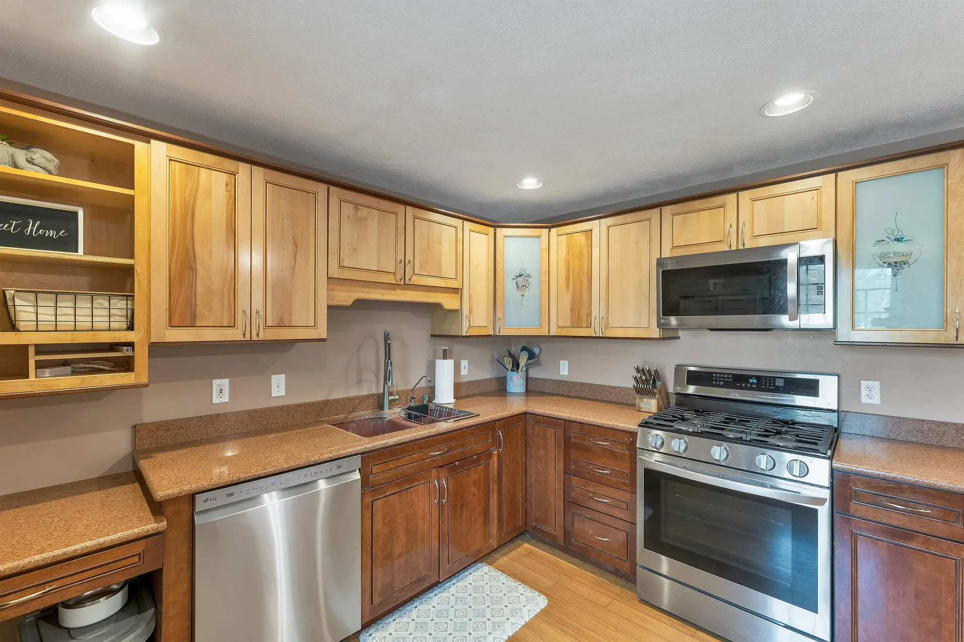 3 Seaver Brook Lane Plaistow NH 03865