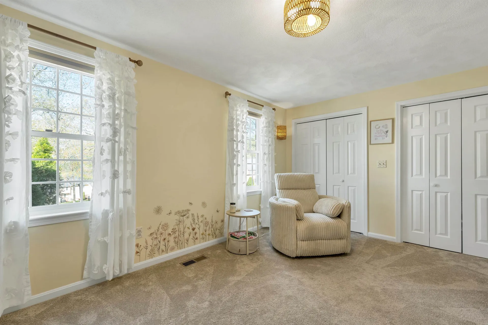 3 Seaver Brook Lane Plaistow NH 03865