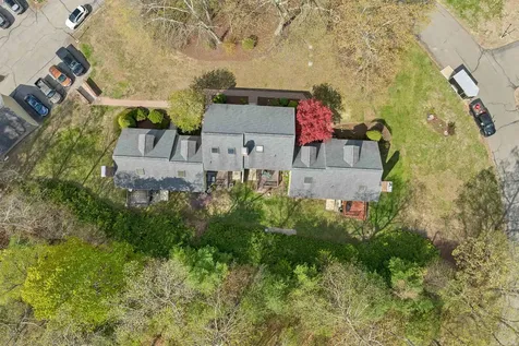 3 Seaver Brook Lane Plaistow NH 03865