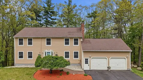 4 Royal Court Merrimack NH 03054