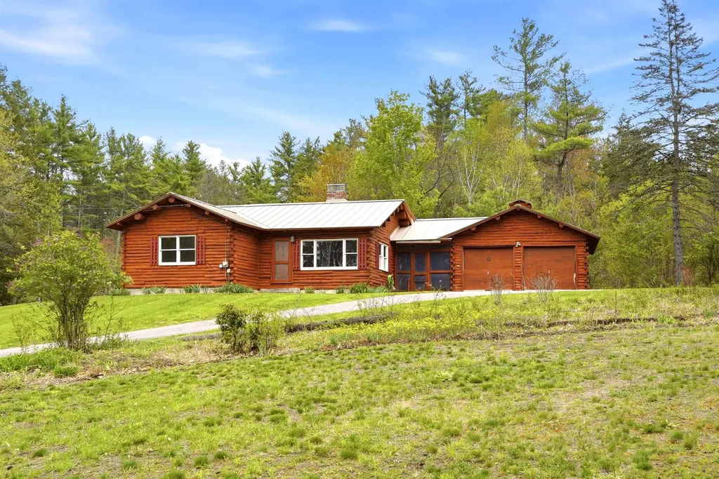 52 Nevins Road Hollis NH 03049