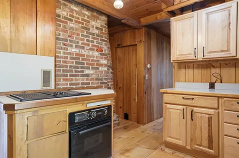 52 Nevins Road Hollis NH 03049