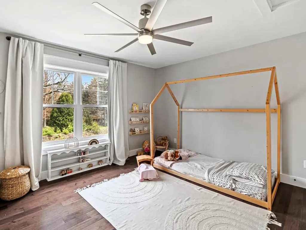 12 Kristen Drive Colchester VT 05446