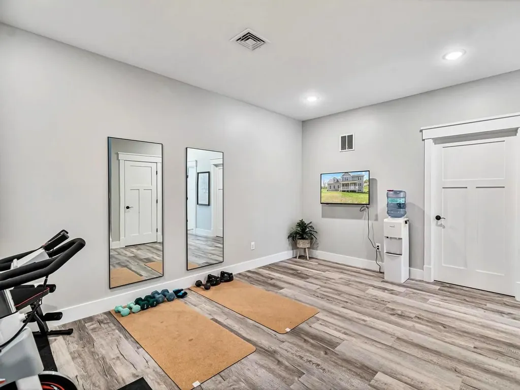 12 Kristen Drive Colchester VT 05446