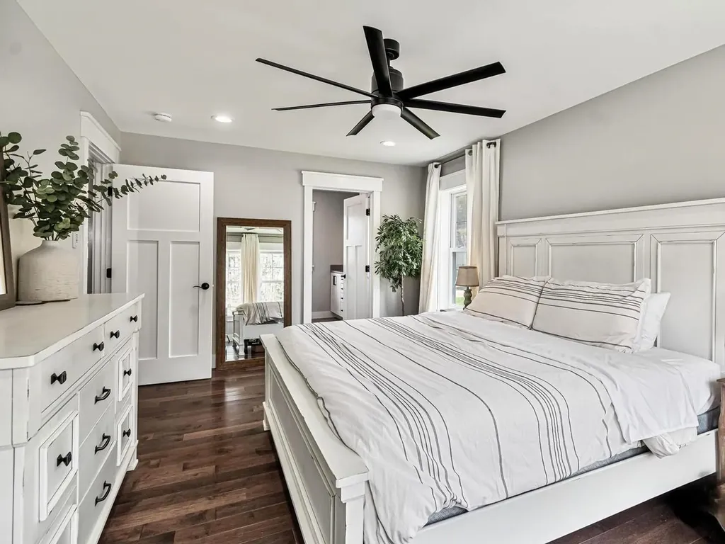12 Kristen Drive Colchester VT 05446