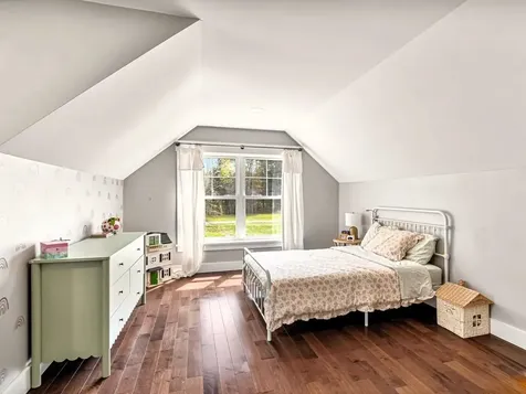 12 Kristen Drive Colchester VT 05446