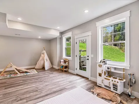 12 Kristen Drive Colchester VT 05446