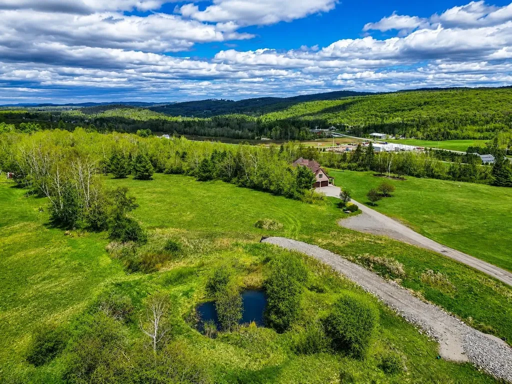 106 Provost Acres Extension Derby VT 05829