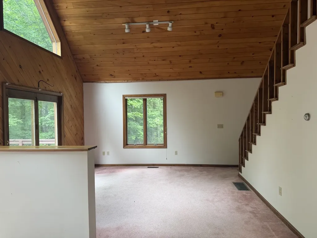 11501 Vt Route 111 Morgan VT 05853