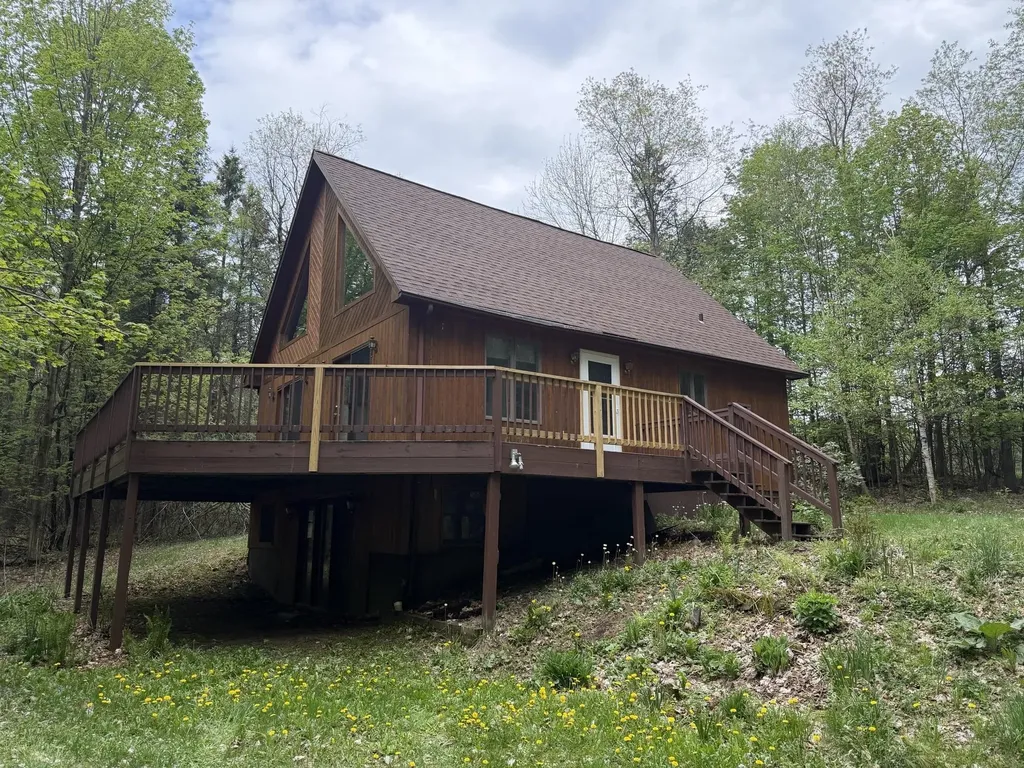 11501 Vt Route 111 Morgan VT 05853