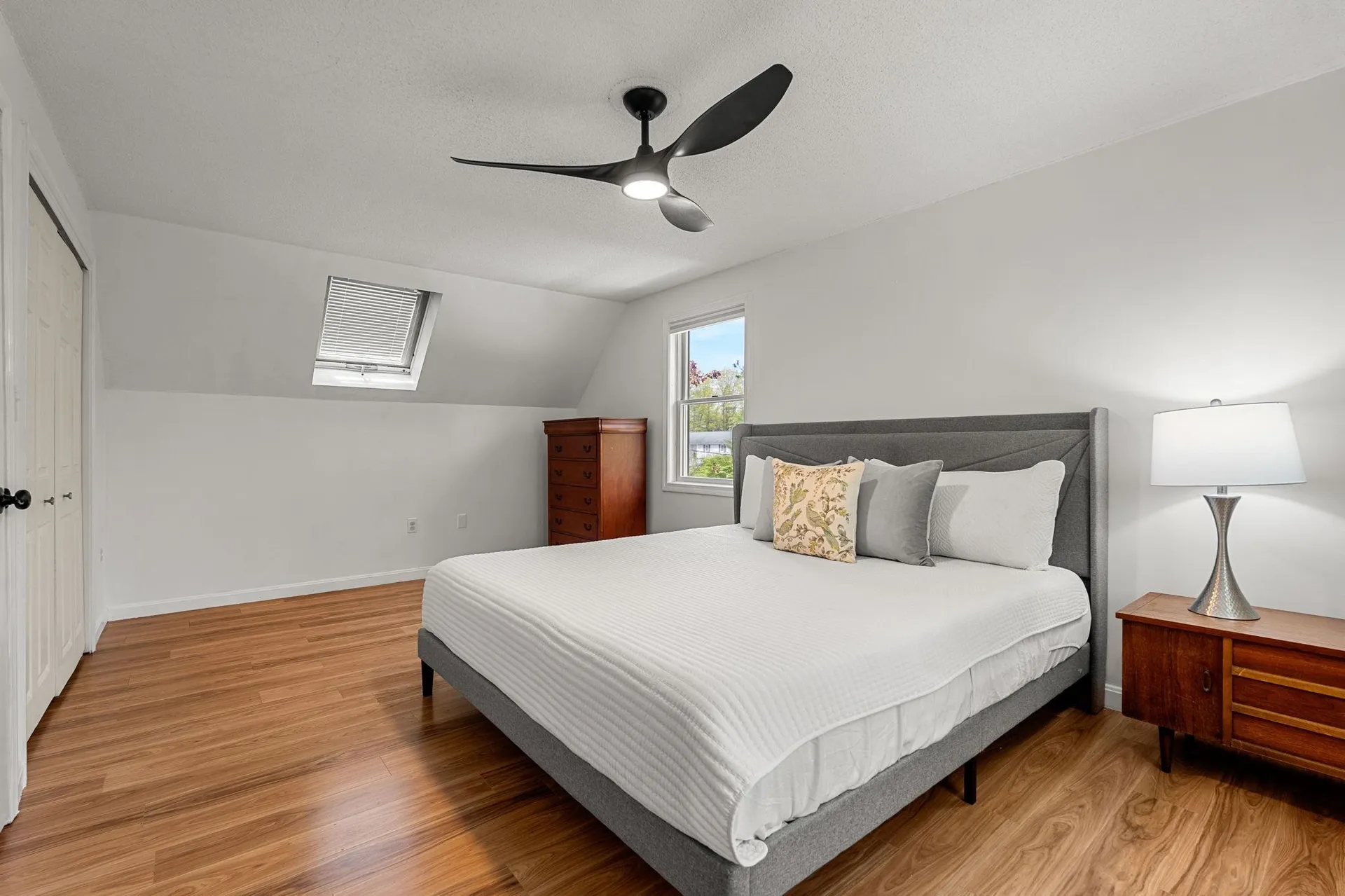 29 Hazel Avenue Nashua NH 03062