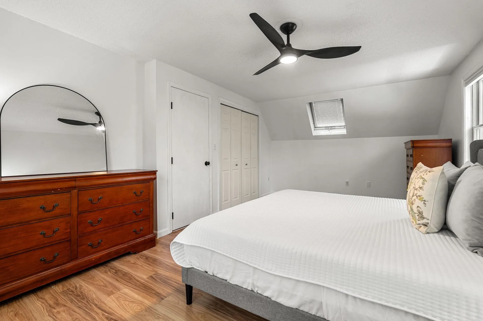 29 Hazel Avenue Nashua NH 03062