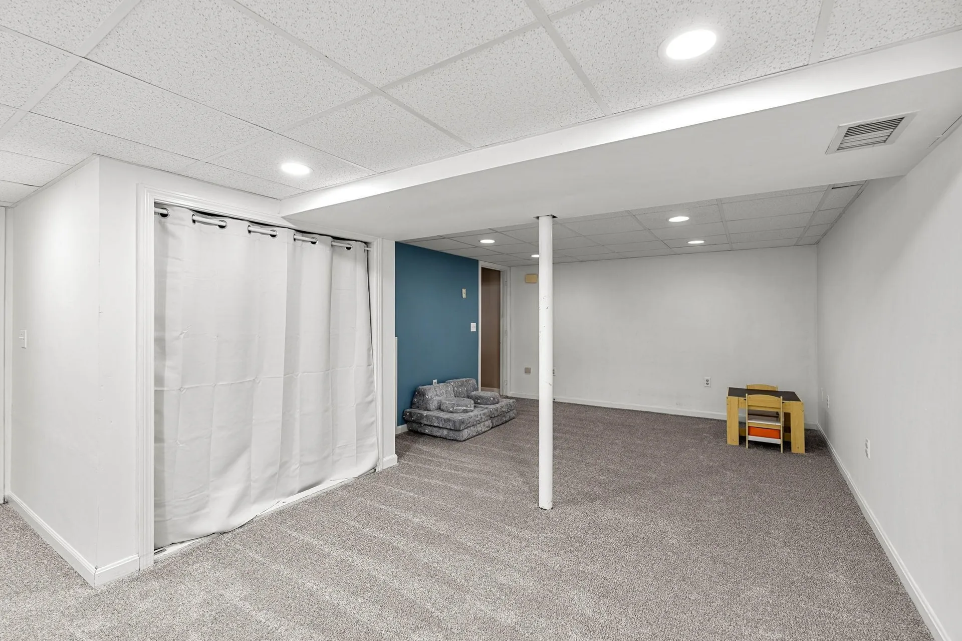 29 Hazel Avenue Nashua NH 03062
