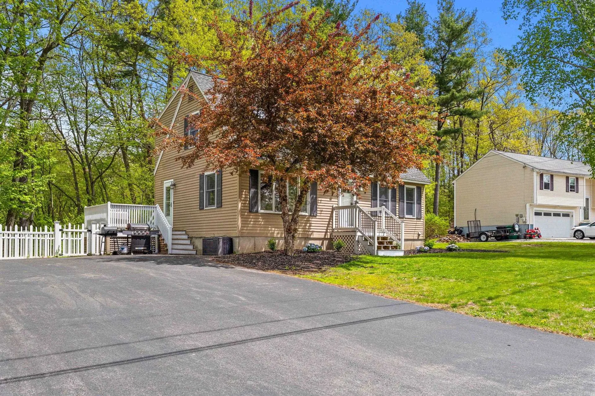 29 Hazel Avenue Nashua NH 03062