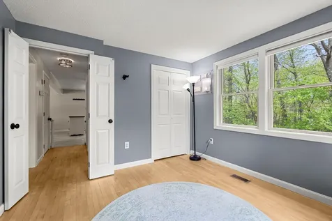29 Hazel Avenue Nashua NH 03062