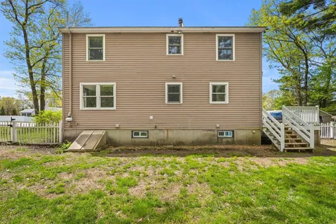 29 Hazel Avenue Nashua NH 03062