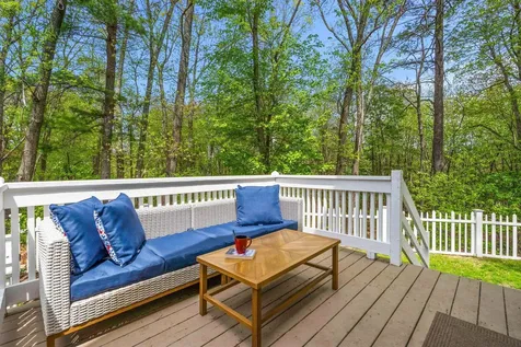 29 Hazel Avenue Nashua NH 03062