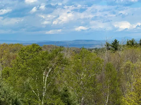 20 Pinnacle Lane Bow NH 03304