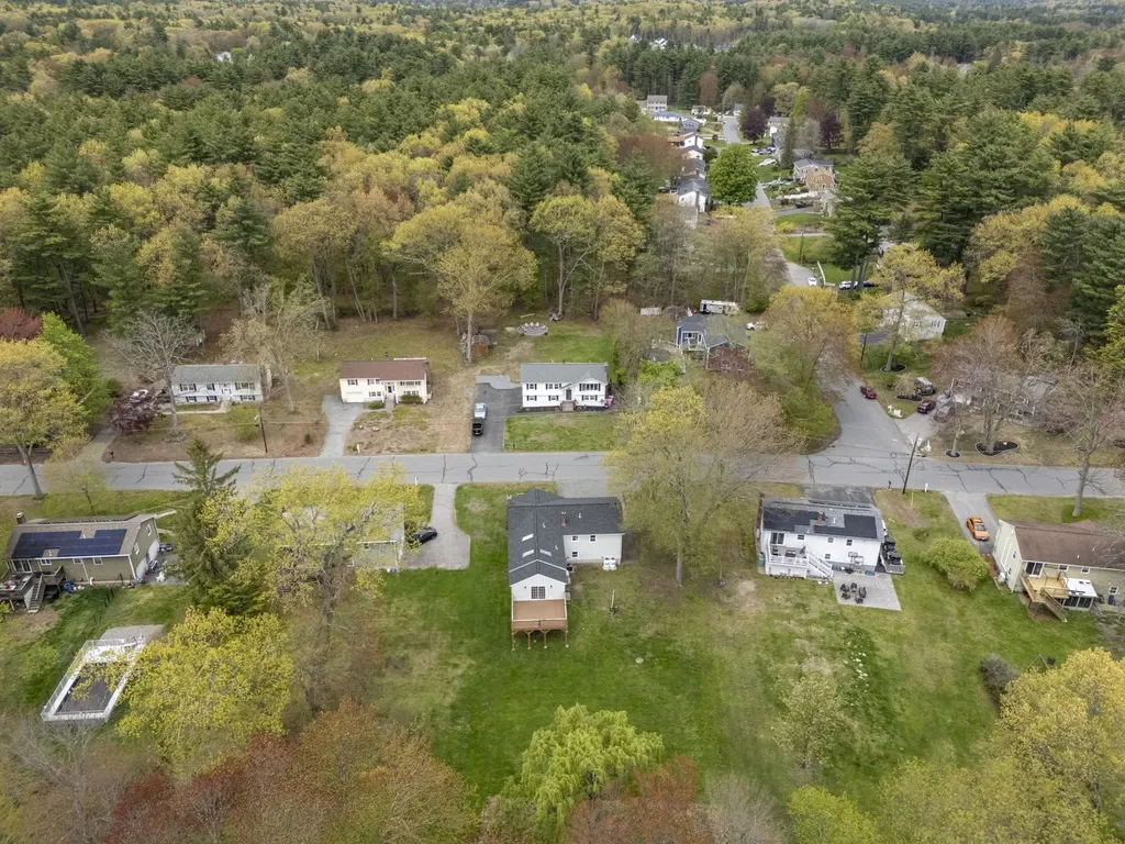 27 Townsend Avenue Salem NH 03079