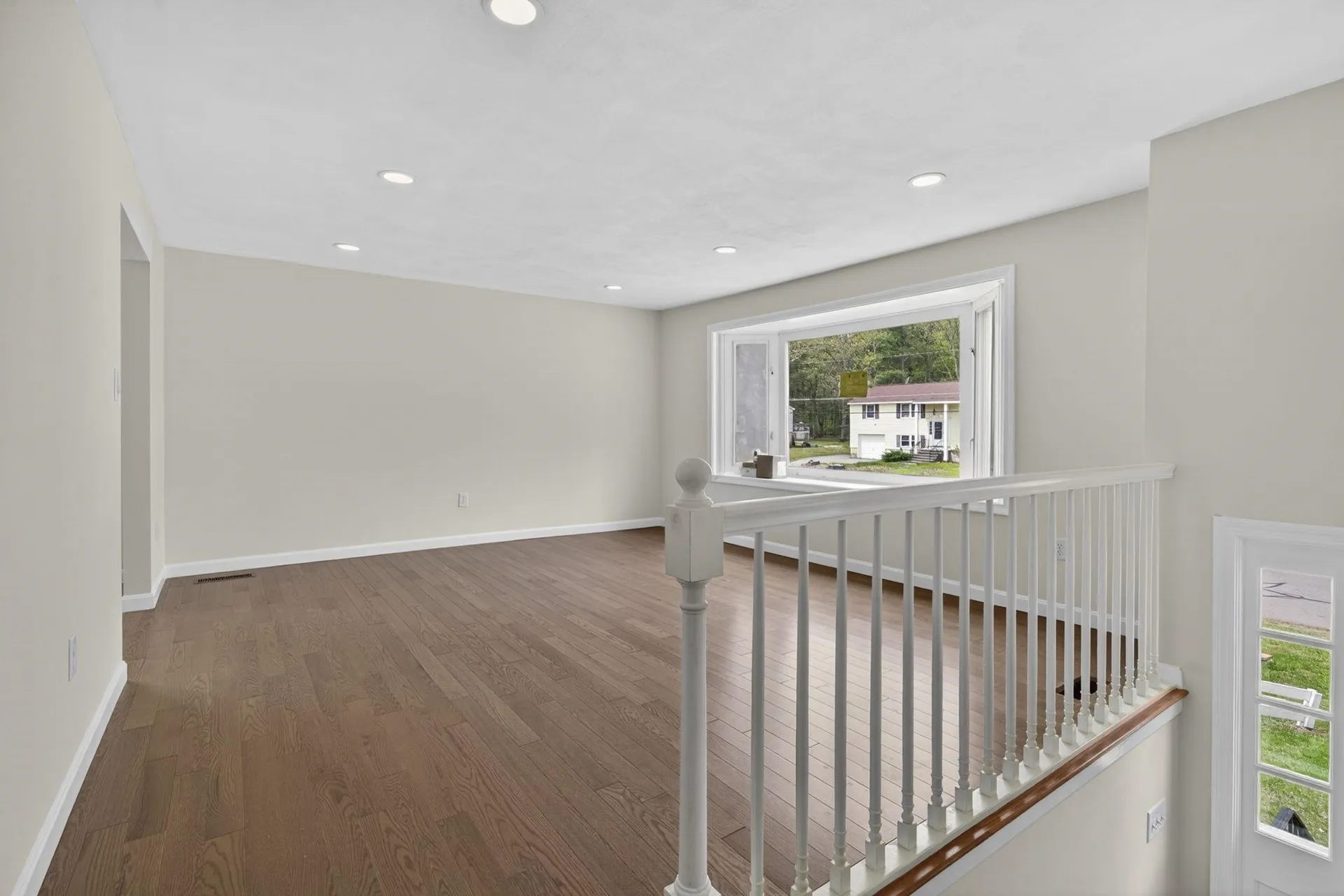 27 Townsend Avenue Salem NH 03079