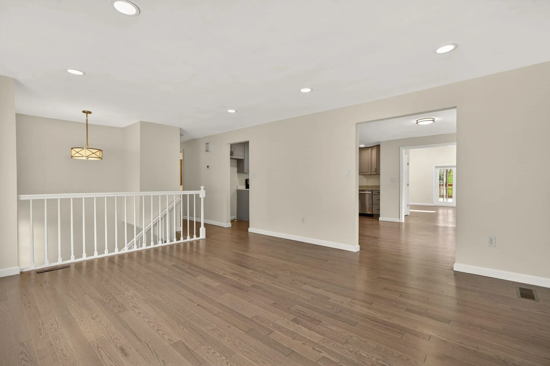 27 Townsend Avenue Salem NH 03079
