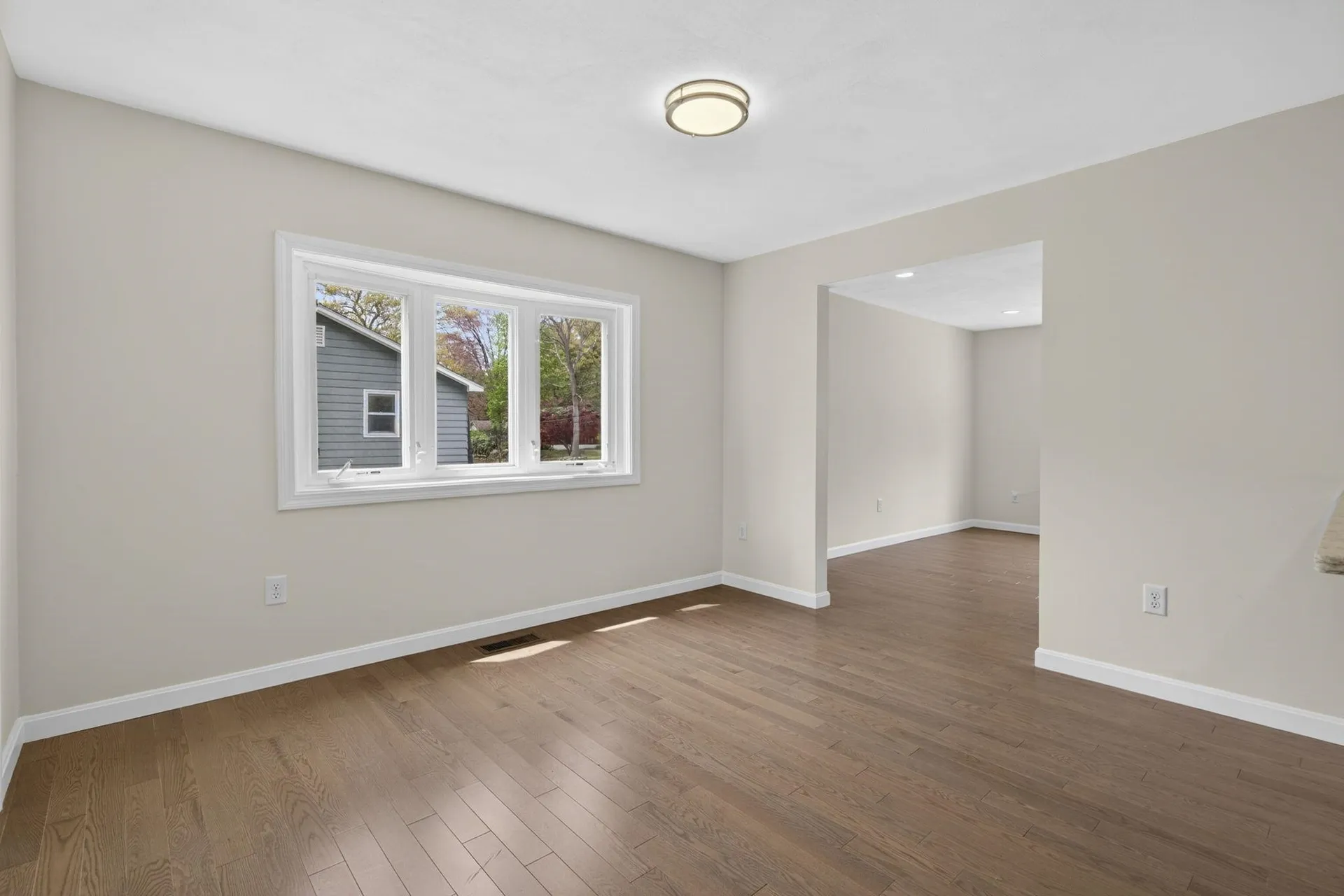27 Townsend Avenue Salem NH 03079