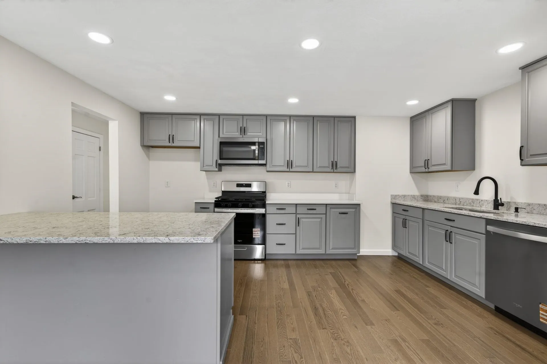 27 Townsend Avenue Salem NH 03079