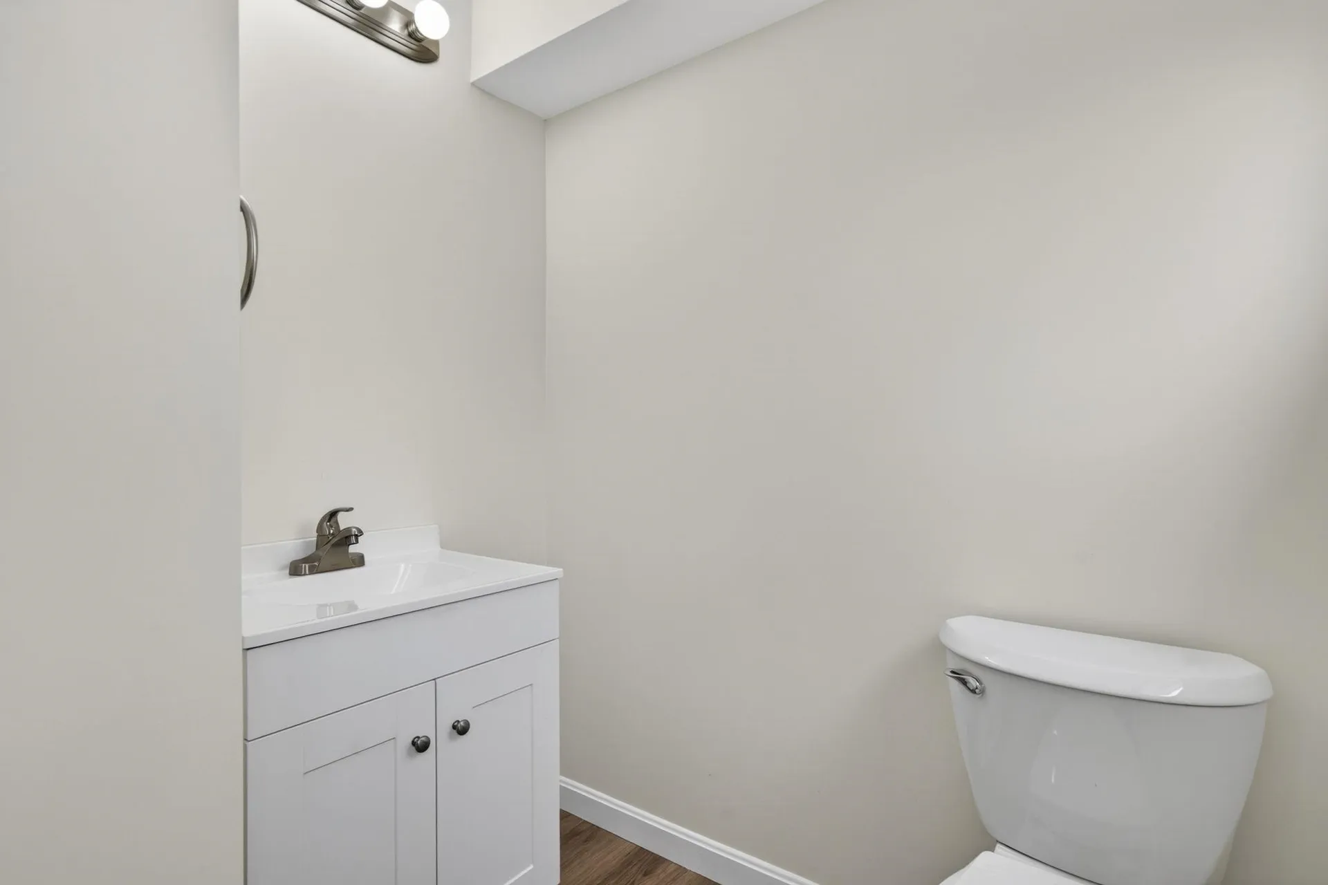 27 Townsend Avenue Salem NH 03079