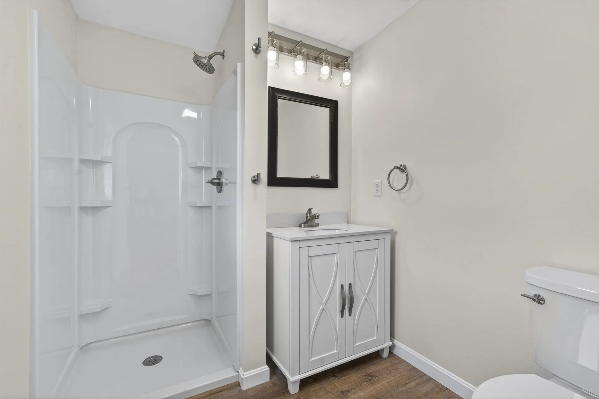27 Townsend Avenue Salem NH 03079