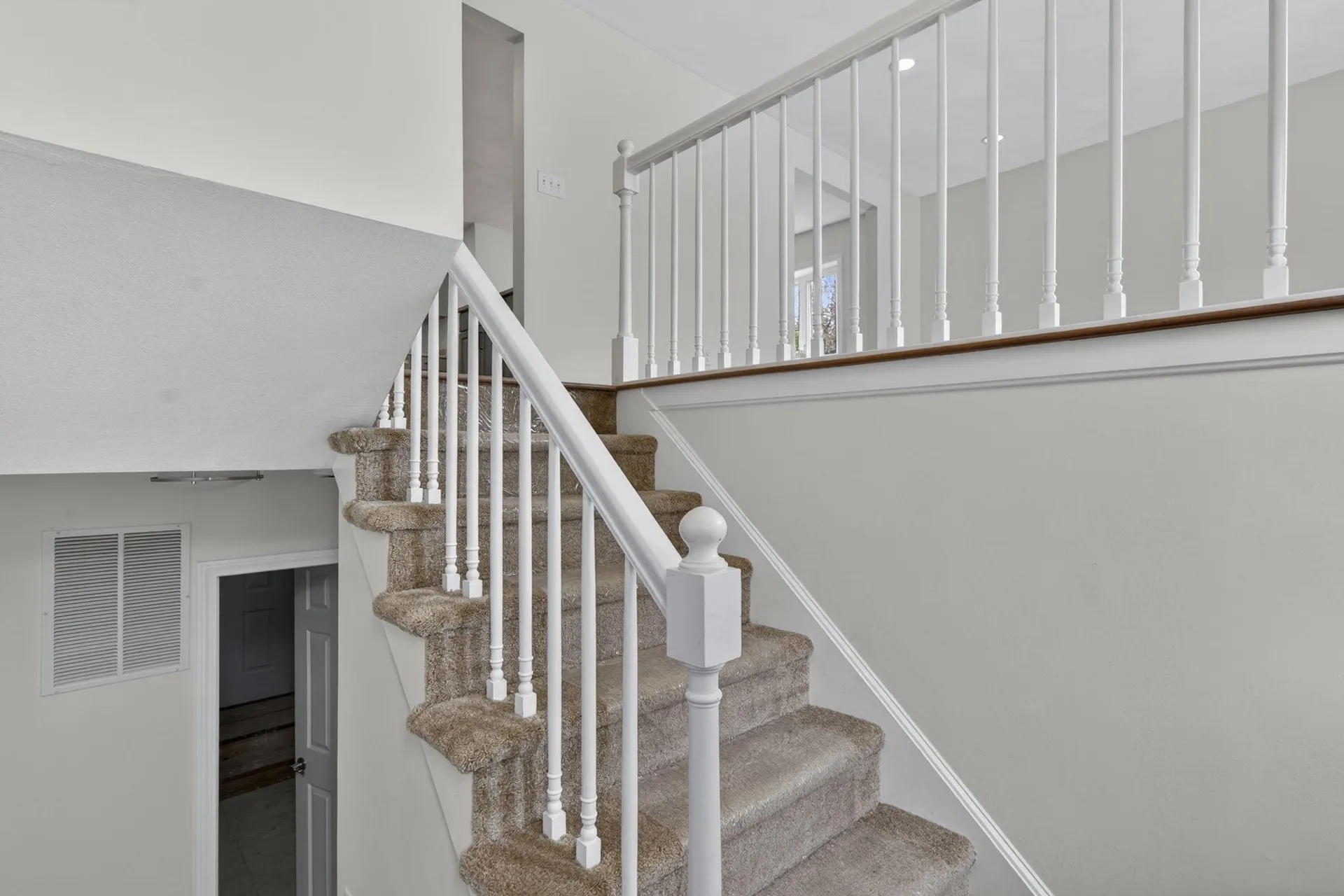 27 Townsend Avenue Salem NH 03079